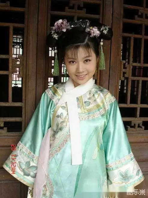 张妍