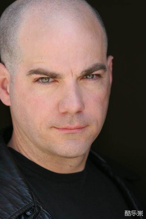 安东尼·雷诺兹