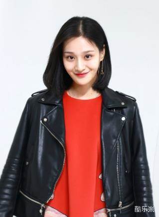 黄雯