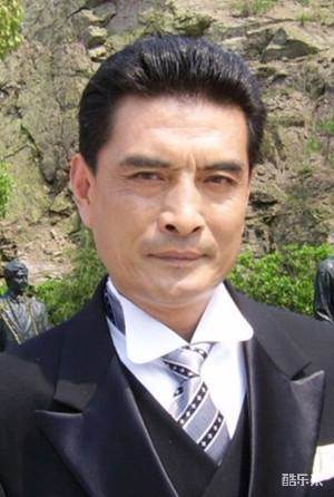 汪坚辛