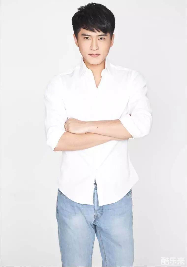 杜厚佳