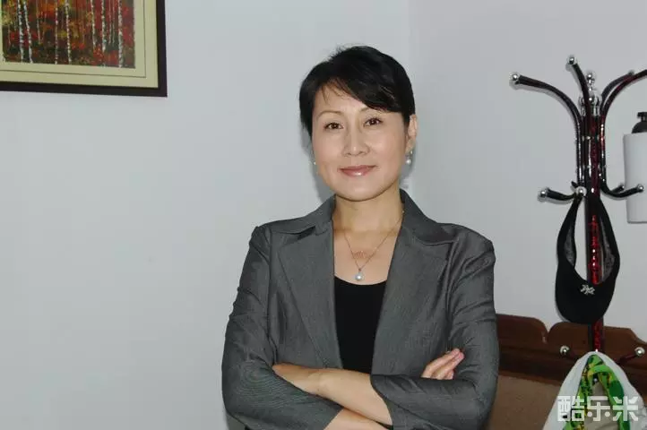 张凯丽