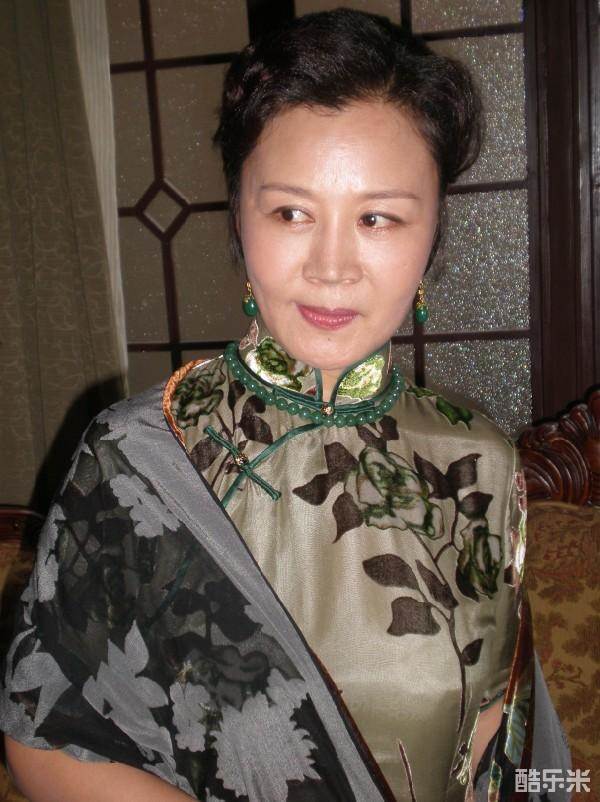 郭亚菲