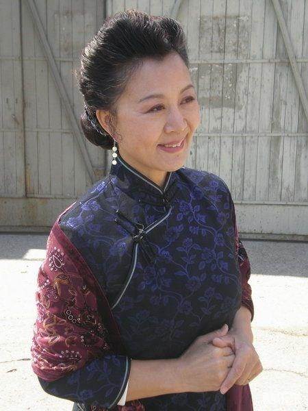 郭亚菲