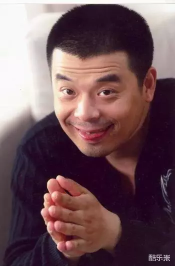 傅佳