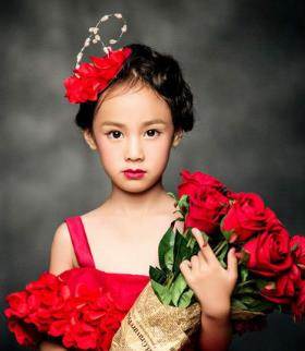 李佳航