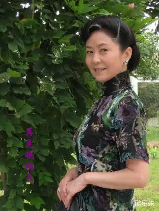 张兰