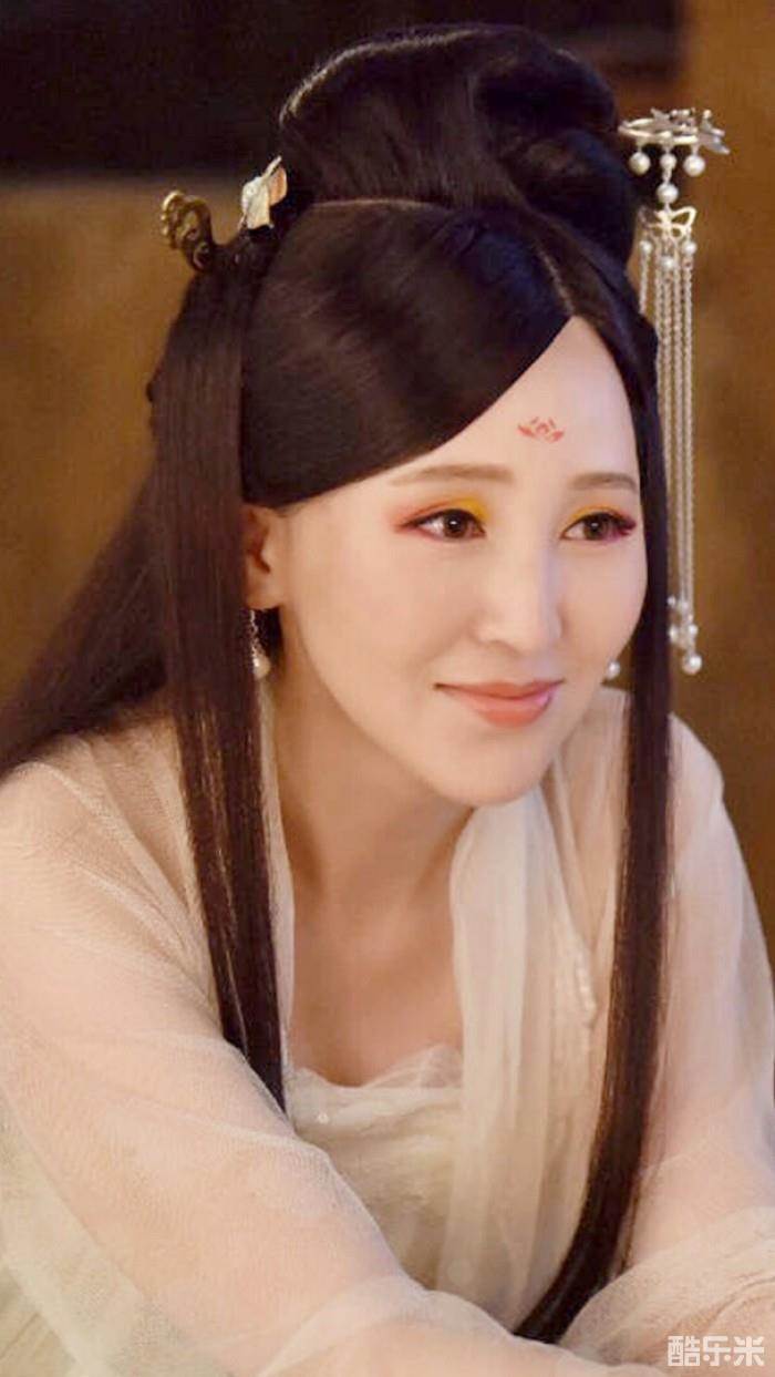 岳丽娜