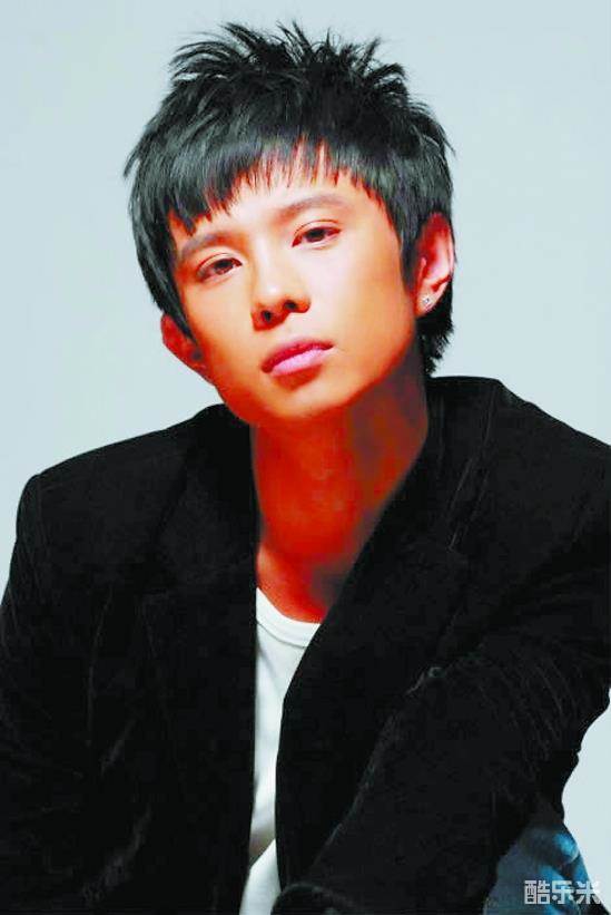 杨彤