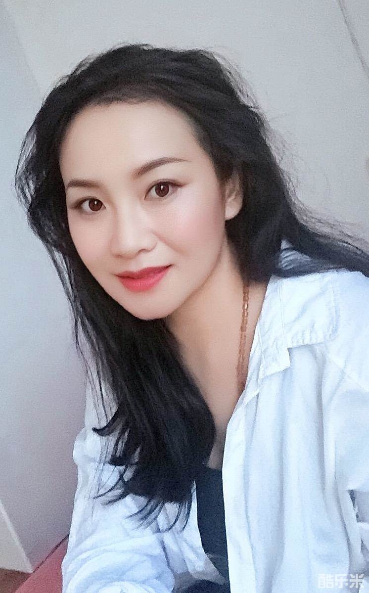 李诗妍