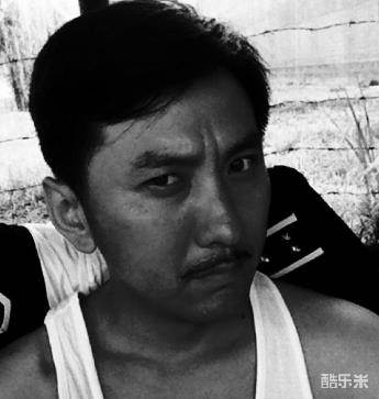 李华