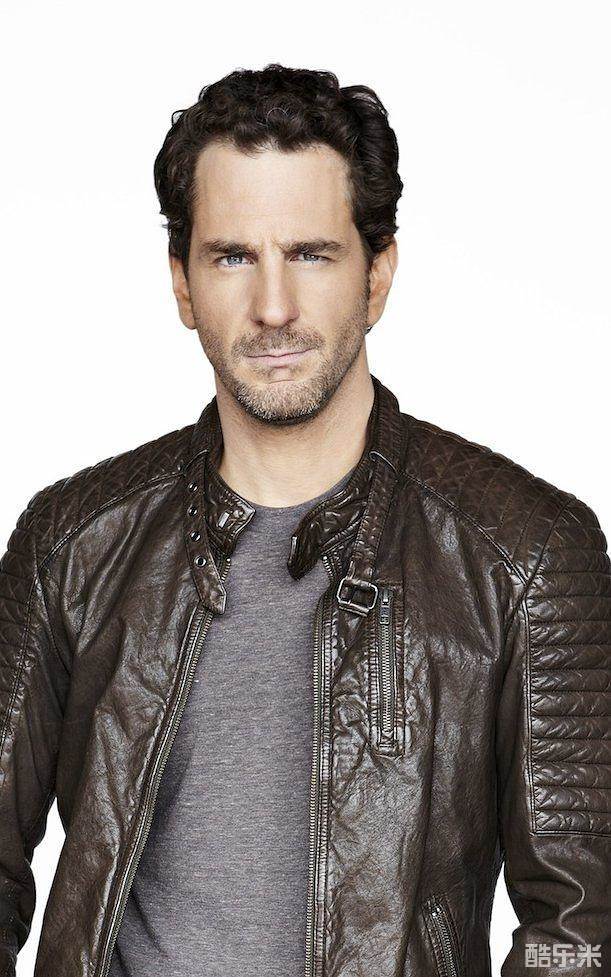 阿隆·艾布拉姆斯