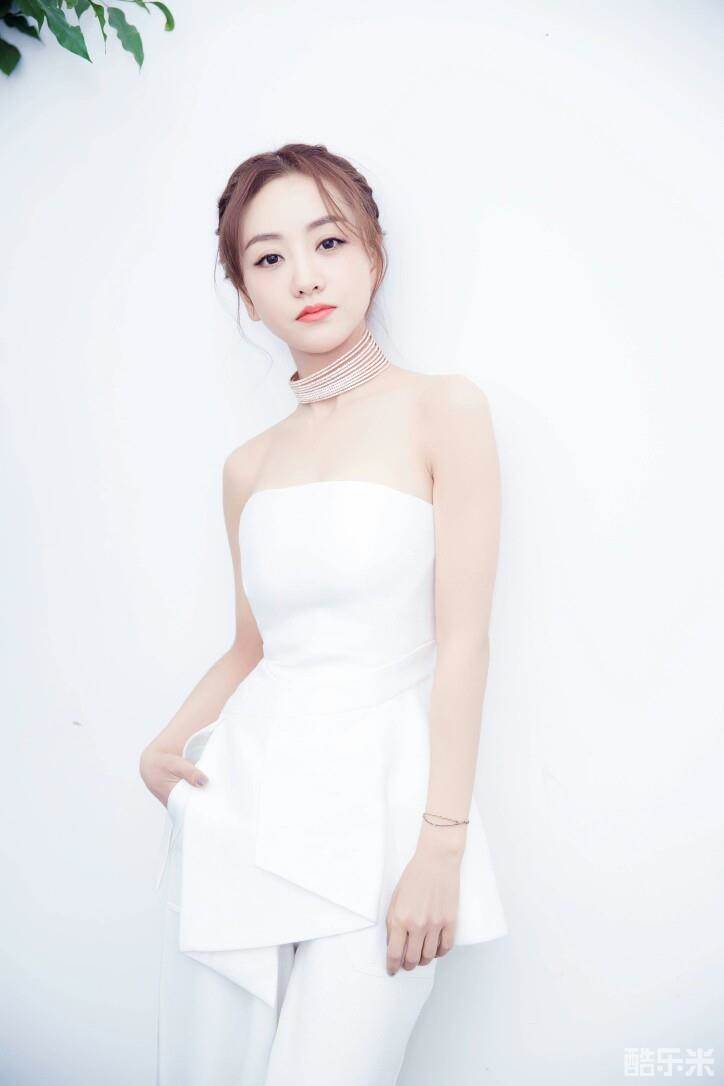 杨蓉