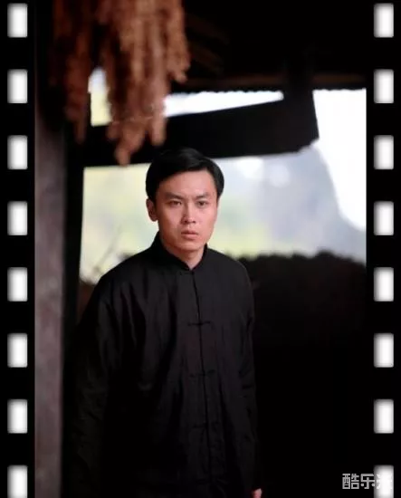 杨紫茳