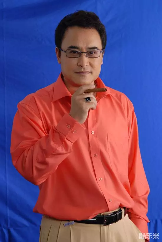 施羽