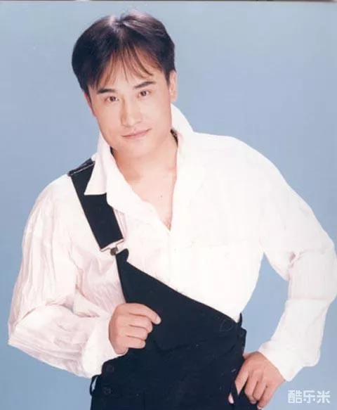 施羽