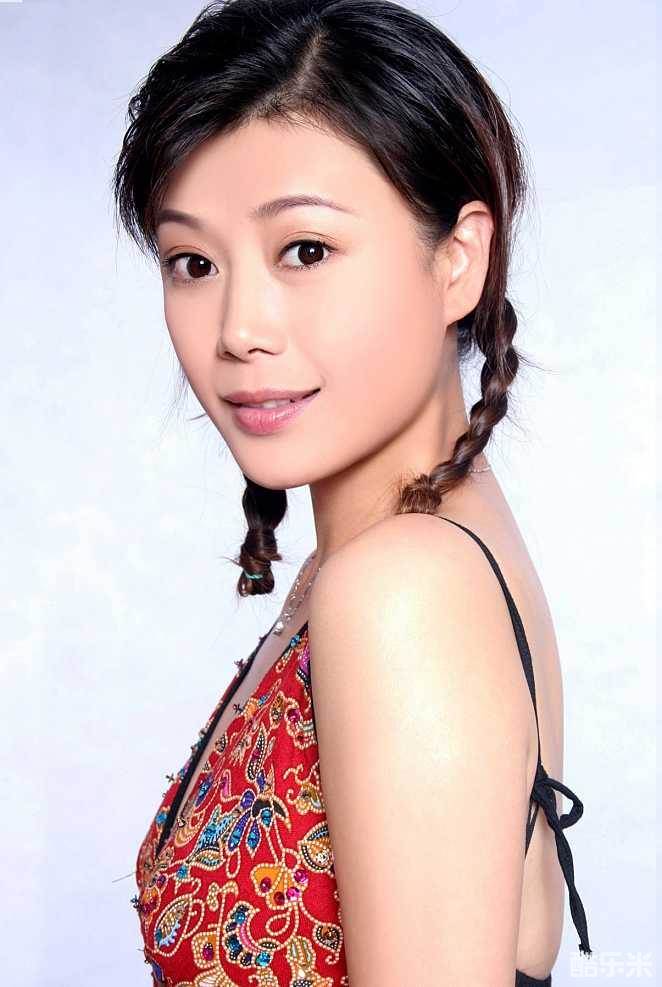 丁怡