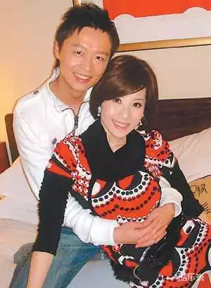 何豪杰