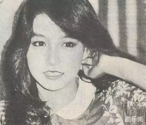 应采灵