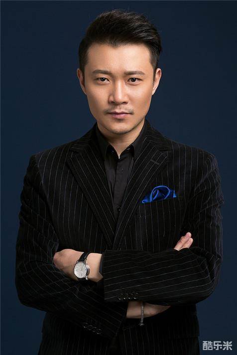 胡健
