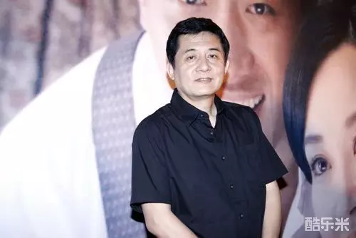 王小列