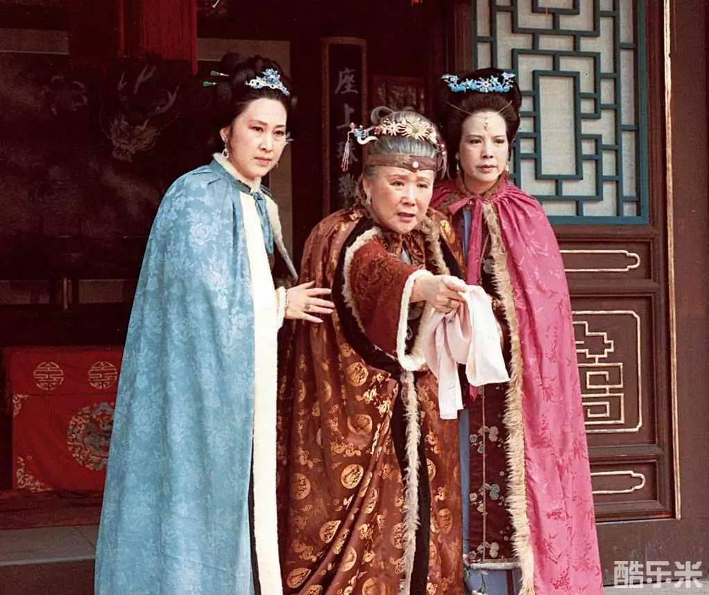 李婷