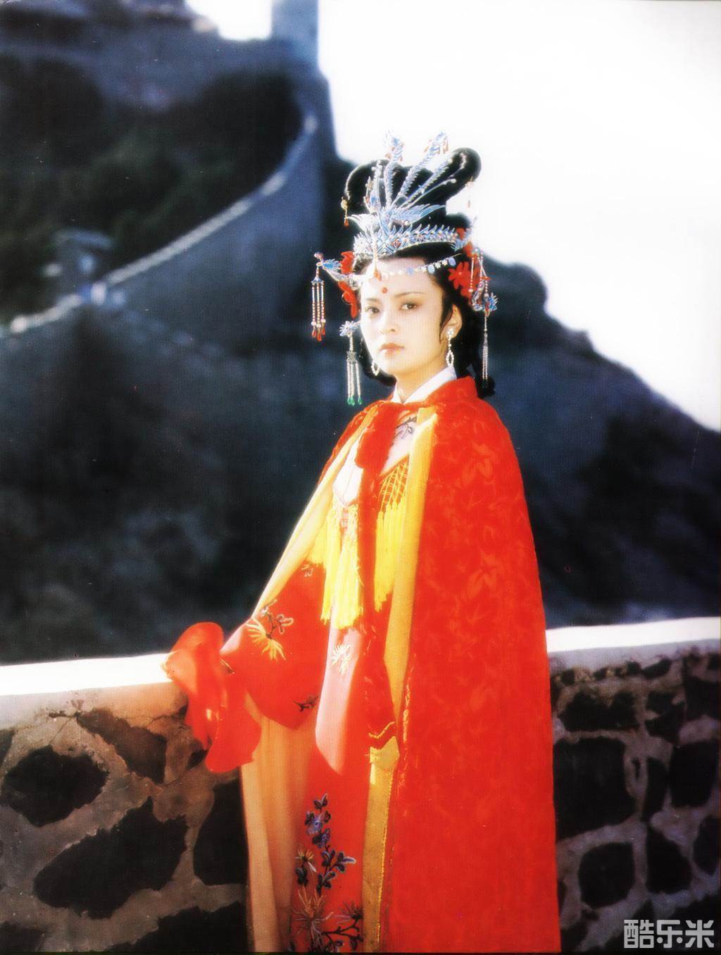 东方闻樱