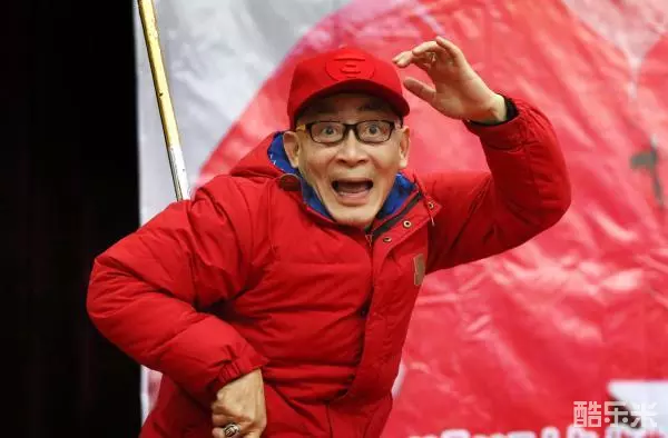 六小龄童