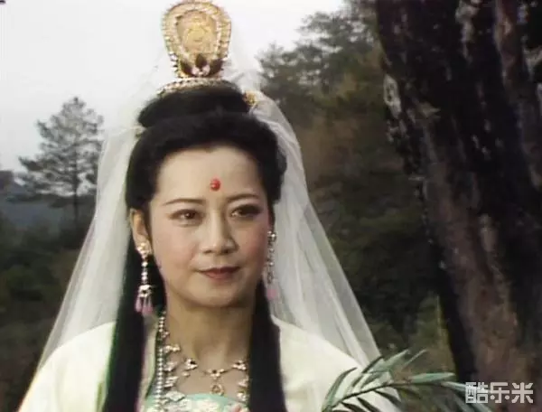 左大玢