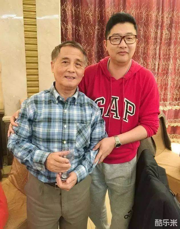 张寄蝶