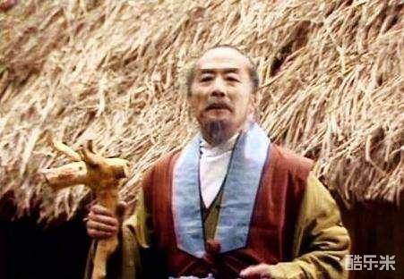 黄斐
