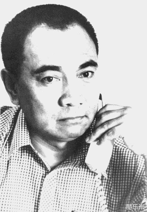 鲍国安