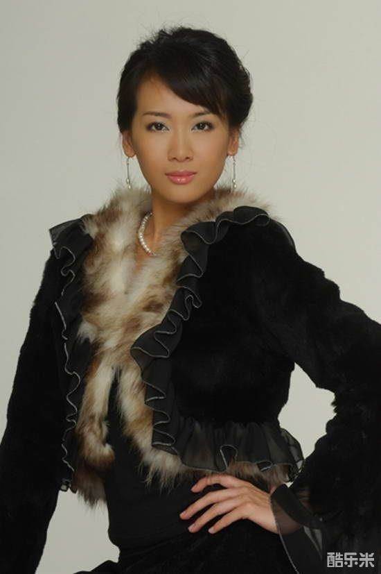 李冰俏