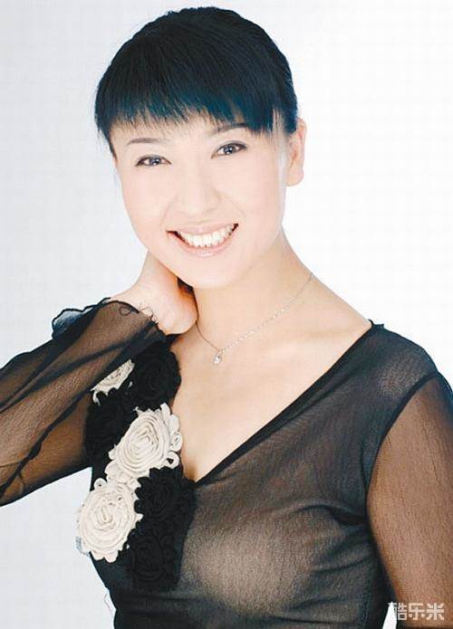闫学晶