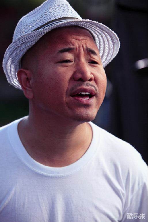 王小利