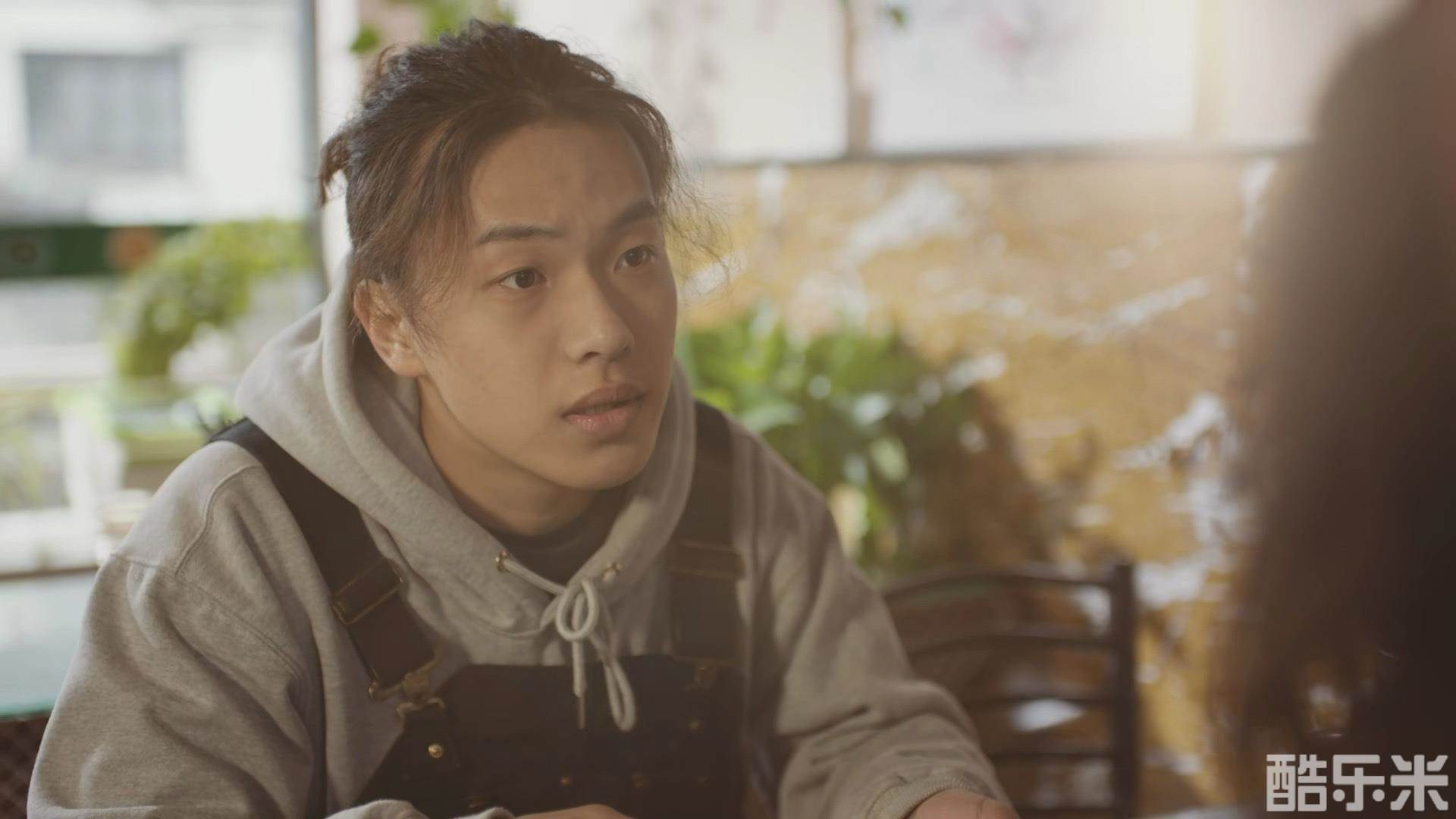 黄浚良