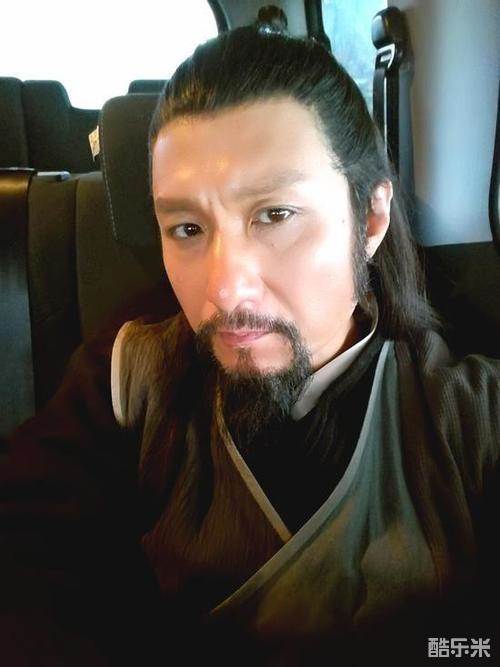 曹明华