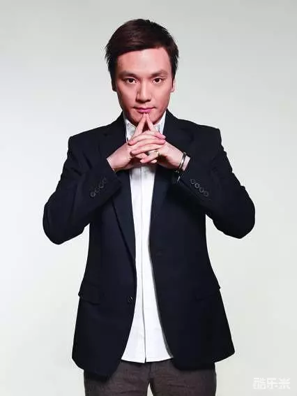费振翔