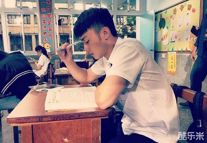 施柏宇