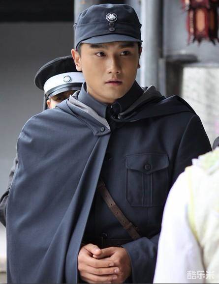官鑫