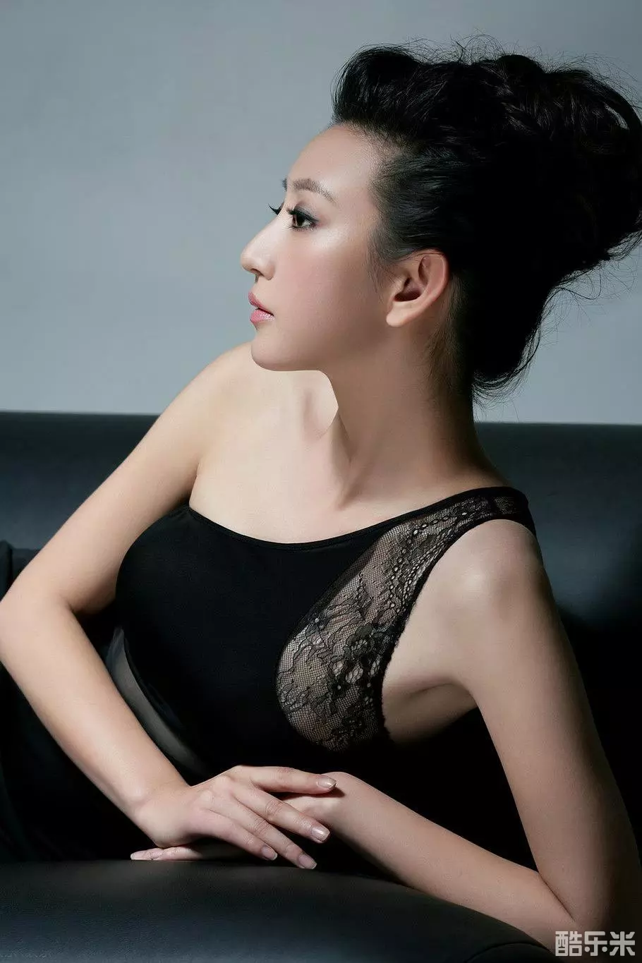 唐一菲