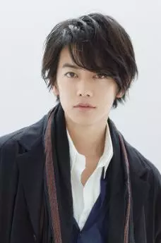 佐藤健