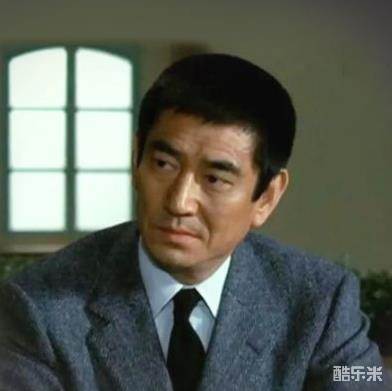 高仓健