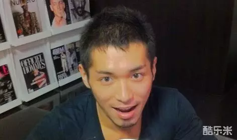 真崎航