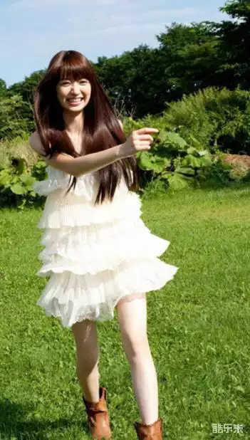逢泽莉娜