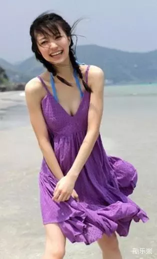 逢泽莉娜