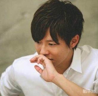 小出惠介