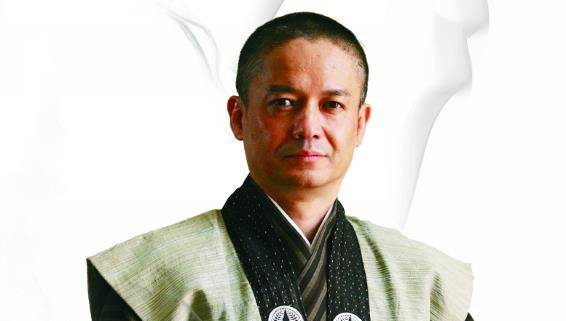 山崎敬一