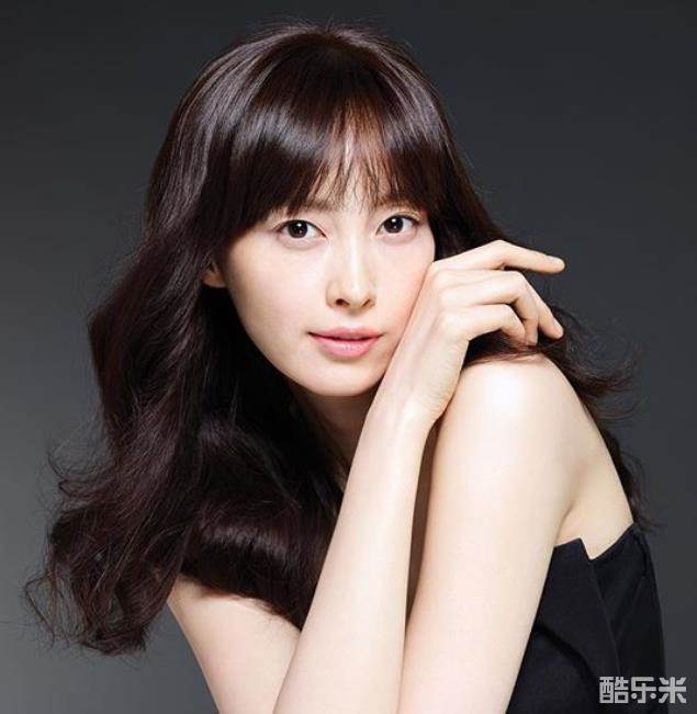 李奈映