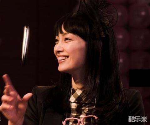 李奈映